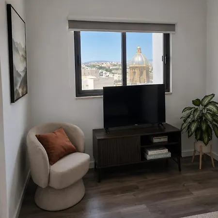 Luxury One-bedroom Penthouse With Spacious Private Terrace - Kalkara, Malta * Kalkara