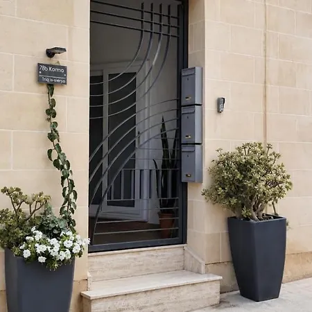 Luxury One-bedroom Penthouse With Spacious Private Terrace - Kalkara, Malta * Kalkara